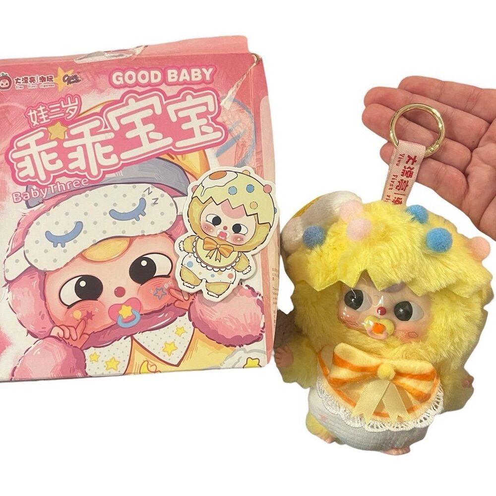 BABY THREE GOOD BABY Series Opened Box Yellow Egg Baby Collectible Keychain